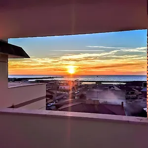 Appartement Vuel Sea View House -10 Minutes From The Airport, Fiumicino
