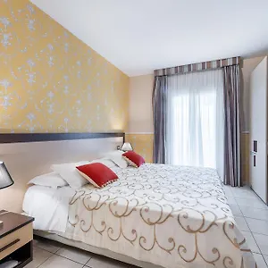 De La Relais Hotel